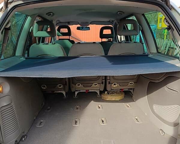 Серый Фольксваген Шаран, объемом двигателя 1.78 л и пробегом 300 тыс. км за 4500 $, фото 4 на Automoto.ua