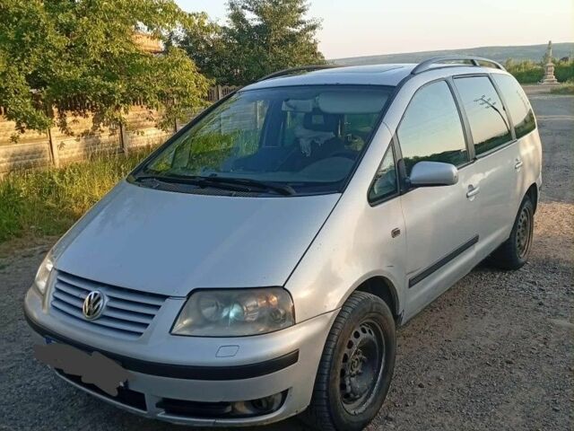 Сірий Фольксваген Шаран, об'ємом двигуна 0 л та пробігом 470 тис. км за 2668 $, фото 1 на Automoto.ua