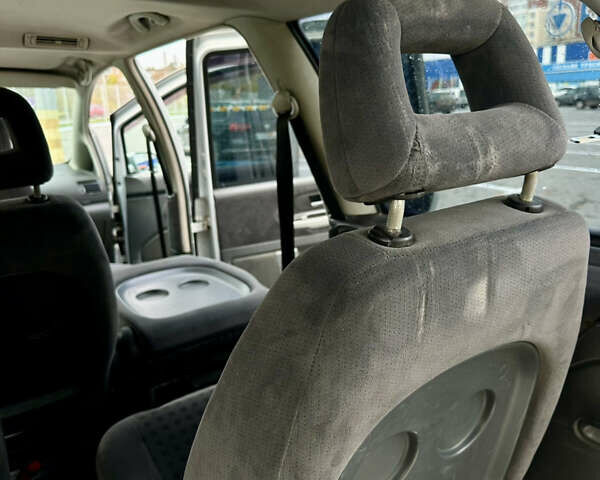 Сірий Фольксваген Шаран, об'ємом двигуна 1.8 л та пробігом 365 тис. км за 4499 $, фото 15 на Automoto.ua