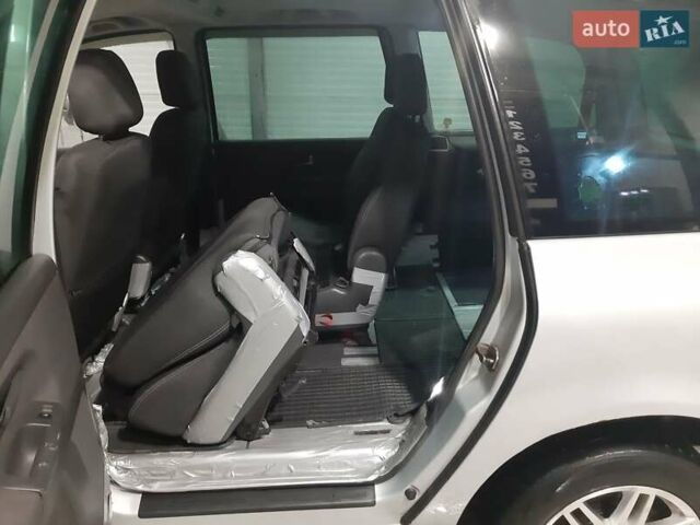 Сірий Фольксваген Шаран, об'ємом двигуна 1.78 л та пробігом 290 тис. км за 5600 $, фото 14 на Automoto.ua