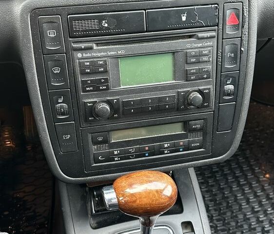 Сірий Фольксваген Шаран, об'ємом двигуна 1.9 л та пробігом 390 тис. км за 2450 $, фото 11 на Automoto.ua