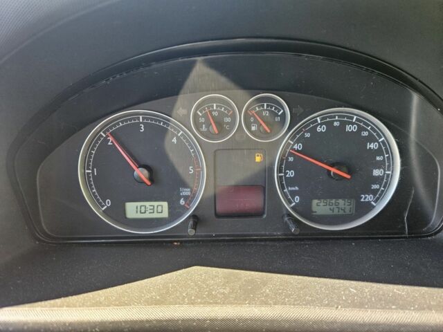 Серый Фольксваген Шаран, объемом двигателя 1.9 л и пробегом 290 тыс. км за 3300 $, фото 4 на Automoto.ua