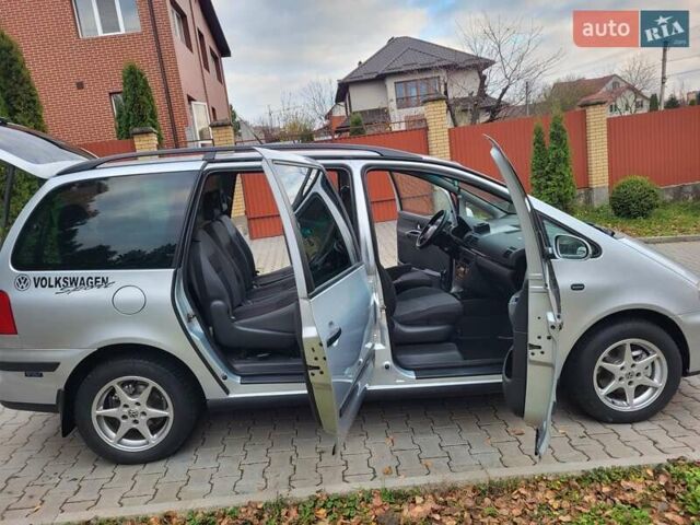 Серый Фольксваген Шаран, объемом двигателя 1.9 л и пробегом 237 тыс. км за 6400 $, фото 22 на Automoto.ua