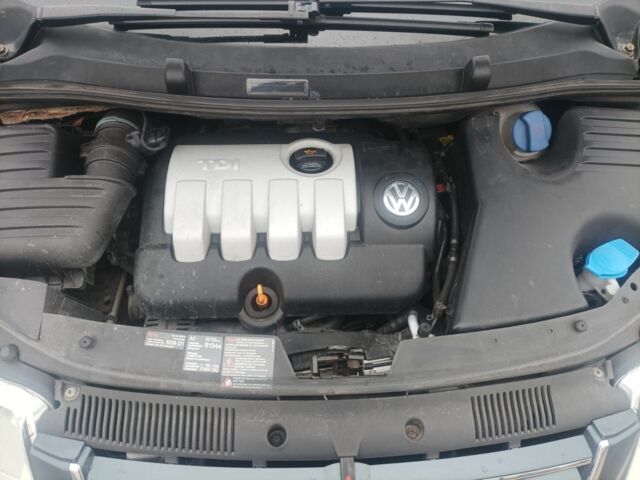 Сірий Фольксваген Шаран, об'ємом двигуна 1.9 л та пробігом 340 тис. км за 4500 $, фото 7 на Automoto.ua