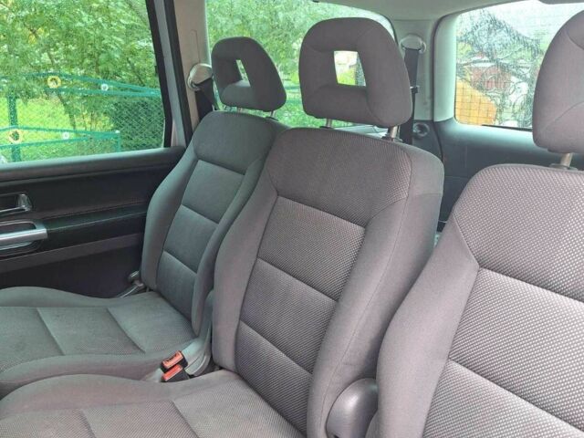 Серый Фольксваген Шаран, объемом двигателя 1.9 л и пробегом 336 тыс. км за 7550 $, фото 10 на Automoto.ua