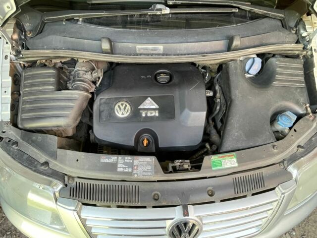 Сірий Фольксваген Шаран, об'ємом двигуна 1.9 л та пробігом 397 тис. км за 5700 $, фото 21 на Automoto.ua