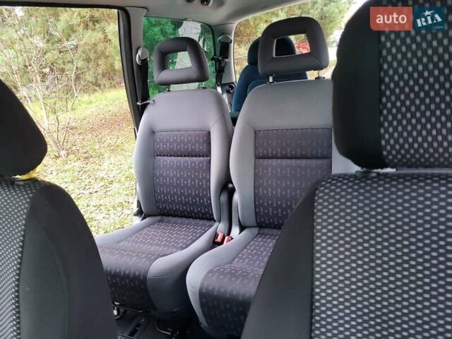 Серый Фольксваген Шаран, объемом двигателя 1.9 л и пробегом 237 тыс. км за 6400 $, фото 38 на Automoto.ua