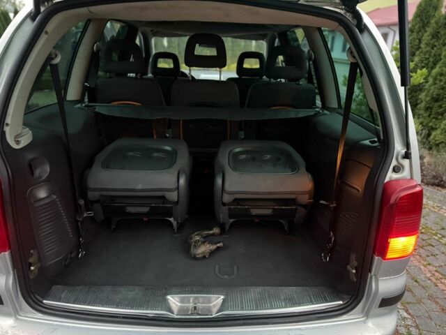 Сірий Фольксваген Шаран, об'ємом двигуна 1.9 л та пробігом 287 тис. км за 2700 $, фото 4 на Automoto.ua