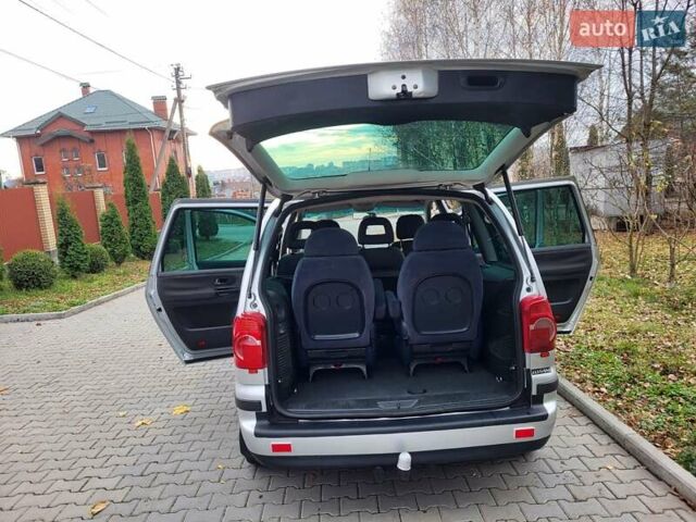 Серый Фольксваген Шаран, объемом двигателя 1.9 л и пробегом 237 тыс. км за 6400 $, фото 30 на Automoto.ua