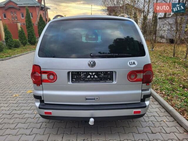 Серый Фольксваген Шаран, объемом двигателя 1.9 л и пробегом 237 тыс. км за 6400 $, фото 10 на Automoto.ua