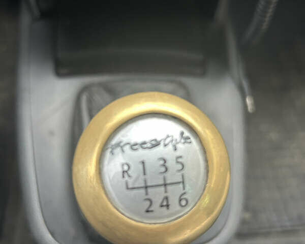 Серый Фольксваген Шаран, объемом двигателя 2 л и пробегом 324 тыс. км за 4500 $, фото 8 на Automoto.ua