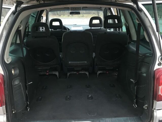 Сірий Фольксваген Шаран, об'ємом двигуна 1.9 л та пробігом 240 тис. км за 2950 $, фото 8 на Automoto.ua