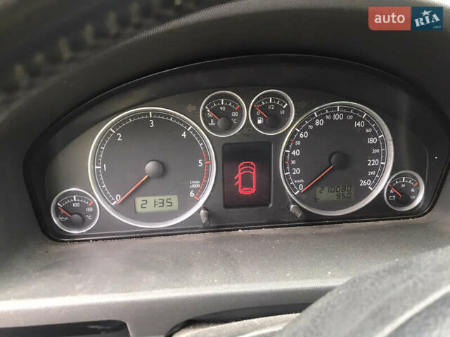 Серый Фольксваген Шаран, объемом двигателя 1.97 л и пробегом 210 тыс. км за 6250 $, фото 4 на Automoto.ua