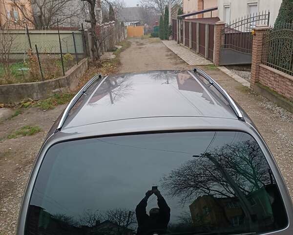 Сірий Фольксваген Шаран, об'ємом двигуна 2 л та пробігом 350 тис. км за 5300 $, фото 2 на Automoto.ua