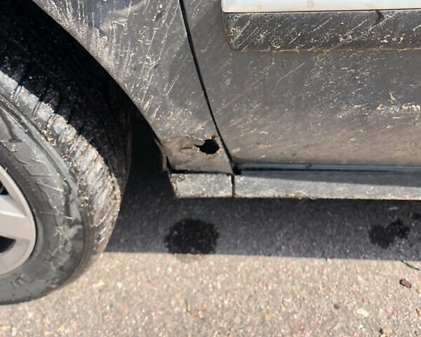 Серый Фольксваген Шаран, объемом двигателя 1.9 л и пробегом 403 тыс. км за 5000 $, фото 18 на Automoto.ua