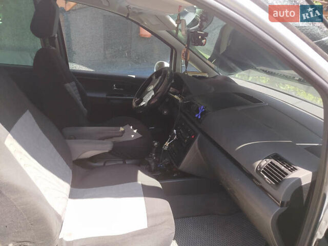 Серый Фольксваген Шаран, объемом двигателя 1.9 л и пробегом 340 тыс. км за 6300 $, фото 15 на Automoto.ua