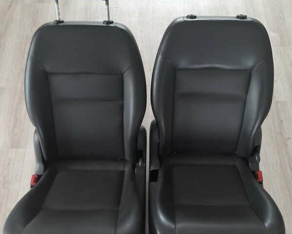 Серый Фольксваген Шаран, объемом двигателя 2 л и пробегом 450 тыс. км за 8700 $, фото 12 на Automoto.ua