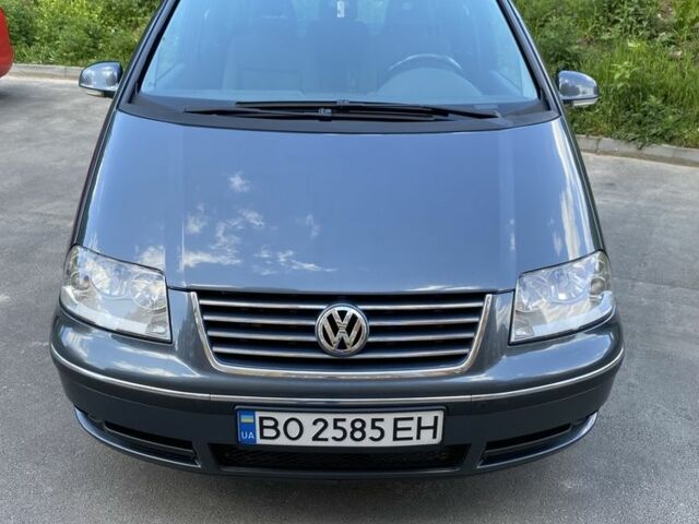 Серый Фольксваген Шаран, объемом двигателя 1.9 л и пробегом 264 тыс. км за 7800 $, фото 8 на Automoto.ua