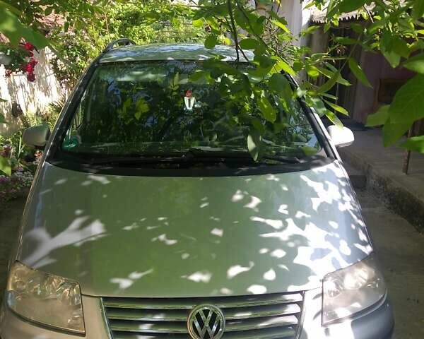 Серый Фольксваген Шаран, объемом двигателя 1.97 л и пробегом 447 тыс. км за 6500 $, фото 4 на Automoto.ua