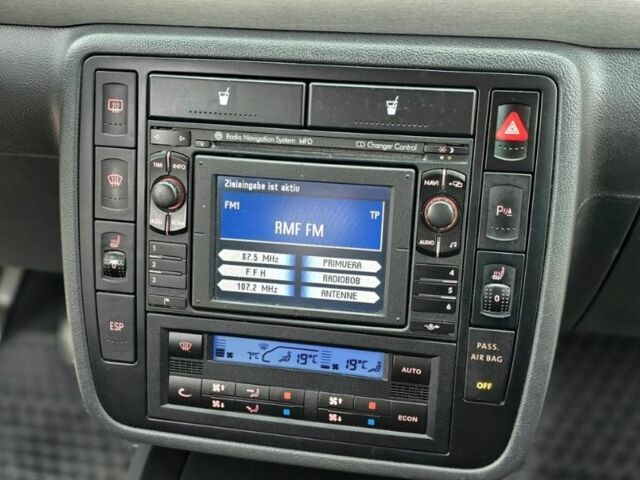 Серый Фольксваген Шаран, объемом двигателя 2 л и пробегом 219 тыс. км за 6299 $, фото 12 на Automoto.ua