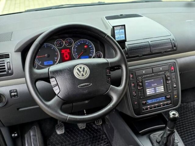 Серый Фольксваген Шаран, объемом двигателя 2 л и пробегом 219 тыс. км за 6299 $, фото 11 на Automoto.ua