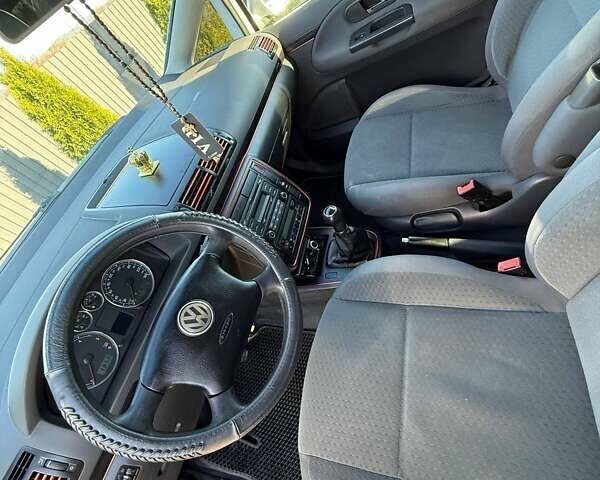 Серый Фольксваген Шаран, объемом двигателя 2 л и пробегом 318 тыс. км за 7500 $, фото 15 на Automoto.ua