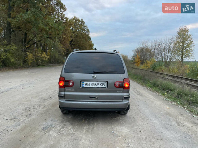 Фольксваген Шаран 2009 в Виннице на Automoto.ua Серый Фольксваген Шаран, объемом двигателя 2 л и пробегом 272 тыс. км за 9200 $, фото 6 на Automoto.ua