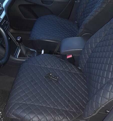 Серый Фольксваген Шаран, объемом двигателя 2 л и пробегом 244 тыс. км за 13700 $, фото 5 на Automoto.ua