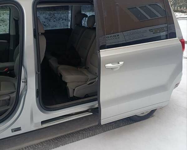 Серый Фольксваген Шаран, объемом двигателя 1.97 л и пробегом 330 тыс. км за 9900 $, фото 10 на Automoto.ua