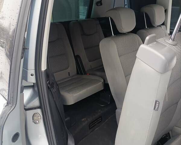 Серый Фольксваген Шаран, объемом двигателя 1.97 л и пробегом 330 тыс. км за 9900 $, фото 15 на Automoto.ua