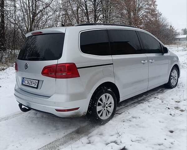 Серый Фольксваген Шаран, объемом двигателя 1.97 л и пробегом 330 тыс. км за 9900 $, фото 7 на Automoto.ua