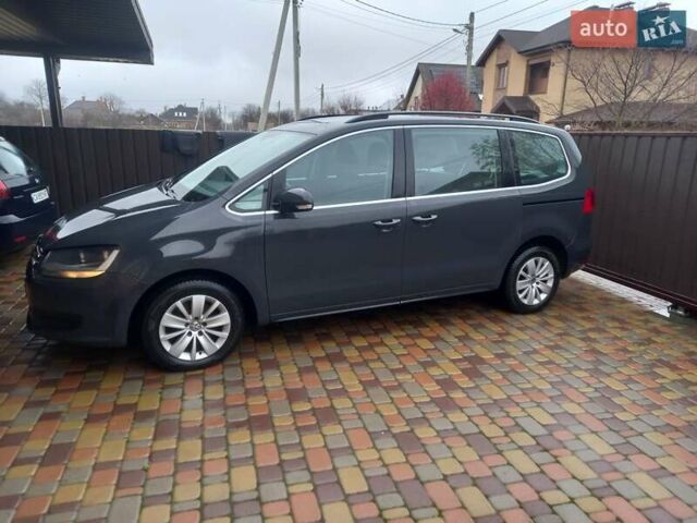 Сірий Фольксваген Шаран, об'ємом двигуна 2 л та пробігом 325 тис. км за 10700 $, фото 12 на Automoto.ua