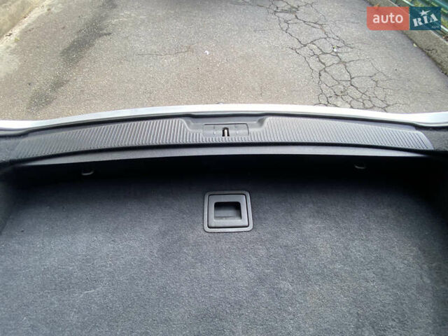 Серый Фольксваген Шаран, объемом двигателя 2 л и пробегом 291 тыс. км за 10400 $, фото 29 на Automoto.ua