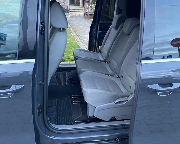 Сірий Фольксваген Шаран, об'ємом двигуна 2 л та пробігом 290 тис. км за 12900 $, фото 20 на Automoto.ua