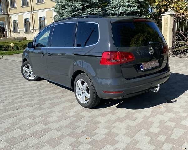 Сірий Фольксваген Шаран, об'ємом двигуна 2 л та пробігом 290 тис. км за 12900 $, фото 10 на Automoto.ua