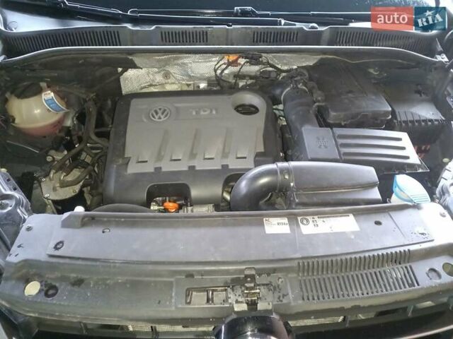 Сірий Фольксваген Шаран, об'ємом двигуна 2 л та пробігом 325 тис. км за 10700 $, фото 10 на Automoto.ua