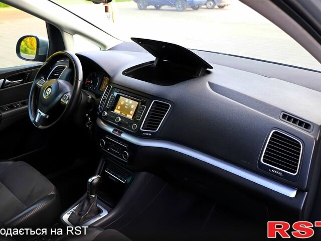 Сірий Фольксваген Шаран, об'ємом двигуна 20 л та пробігом 280 тис. км за 11999 $, фото 5 на Automoto.ua