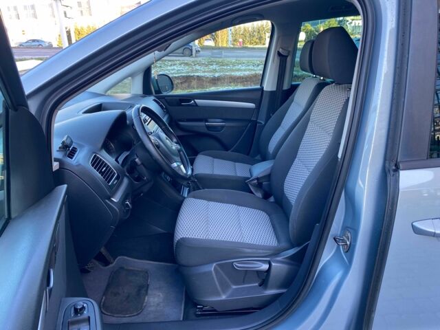 Серый Фольксваген Шаран, объемом двигателя 2 л и пробегом 306 тыс. км за 11500 $, фото 8 на Automoto.ua