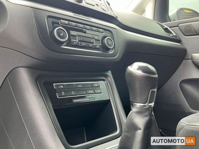 Серый Фольксваген Шаран, объемом двигателя 2 л и пробегом 175 тыс. км за 15300 $, фото 15 на Automoto.ua