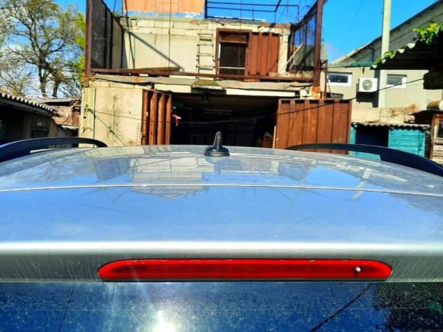 Серый Фольксваген Шаран, объемом двигателя 2 л и пробегом 281 тыс. км за 12000 $, фото 3 на Automoto.ua