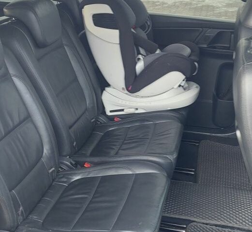 Серый Фольксваген Шаран, объемом двигателя 2 л и пробегом 249 тыс. км за 13100 $, фото 6 на Automoto.ua