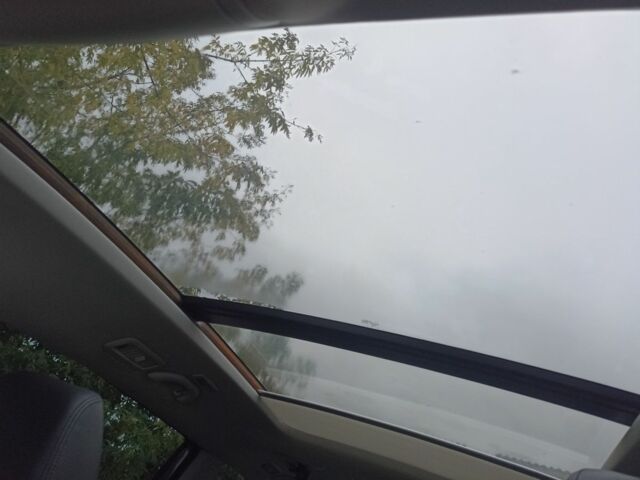 Серый Фольксваген Шаран, объемом двигателя 2 л и пробегом 255 тыс. км за 15666 $, фото 4 на Automoto.ua