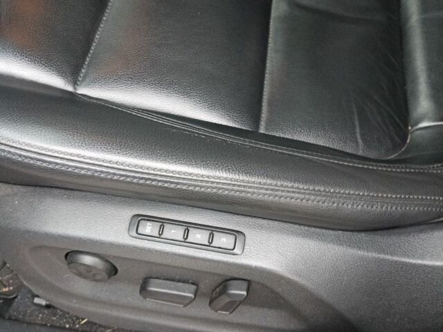 Серый Фольксваген Шаран, объемом двигателя 2 л и пробегом 255 тыс. км за 15666 $, фото 7 на Automoto.ua