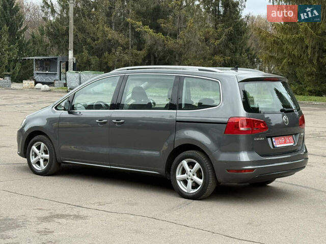 Серый Фольксваген Шаран, объемом двигателя 2 л и пробегом 295 тыс. км за 11850 $, фото 7 на Automoto.ua