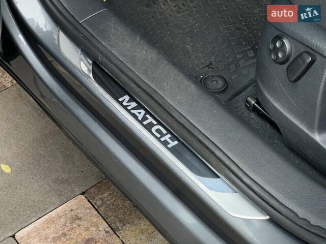 Сірий Фольксваген Шаран, об'ємом двигуна 2 л та пробігом 340 тис. км за 14000 $, фото 35 на Automoto.ua