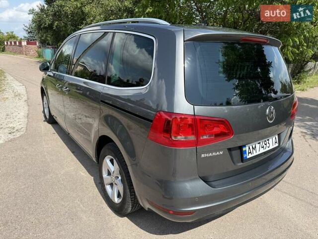 Серый Фольксваген Шаран, объемом двигателя 2 л и пробегом 203 тыс. км за 15200 $, фото 3 на Automoto.ua