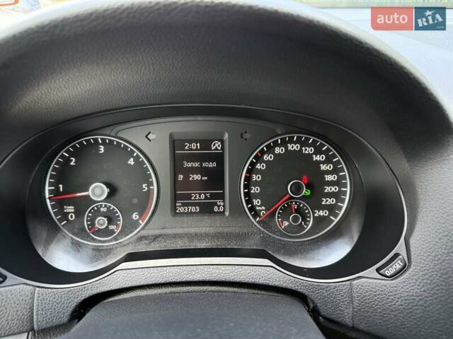 Серый Фольксваген Шаран, объемом двигателя 2 л и пробегом 203 тыс. км за 15200 $, фото 14 на Automoto.ua
