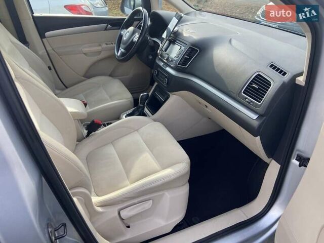 Серый Фольксваген Шаран, объемом двигателя 2 л и пробегом 228 тыс. км за 18200 $, фото 13 на Automoto.ua