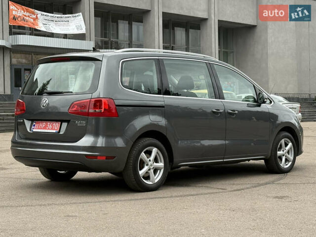 Серый Фольксваген Шаран, объемом двигателя 2 л и пробегом 295 тыс. км за 11850 $, фото 11 на Automoto.ua