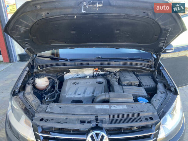 Серый Фольксваген Шаран, объемом двигателя 1.97 л и пробегом 273 тыс. км за 11550 $, фото 16 на Automoto.ua